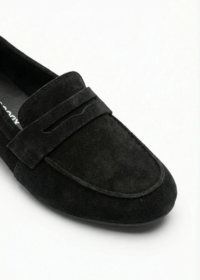 Loafers van suède • zwart • product-page.page-title-suffix
