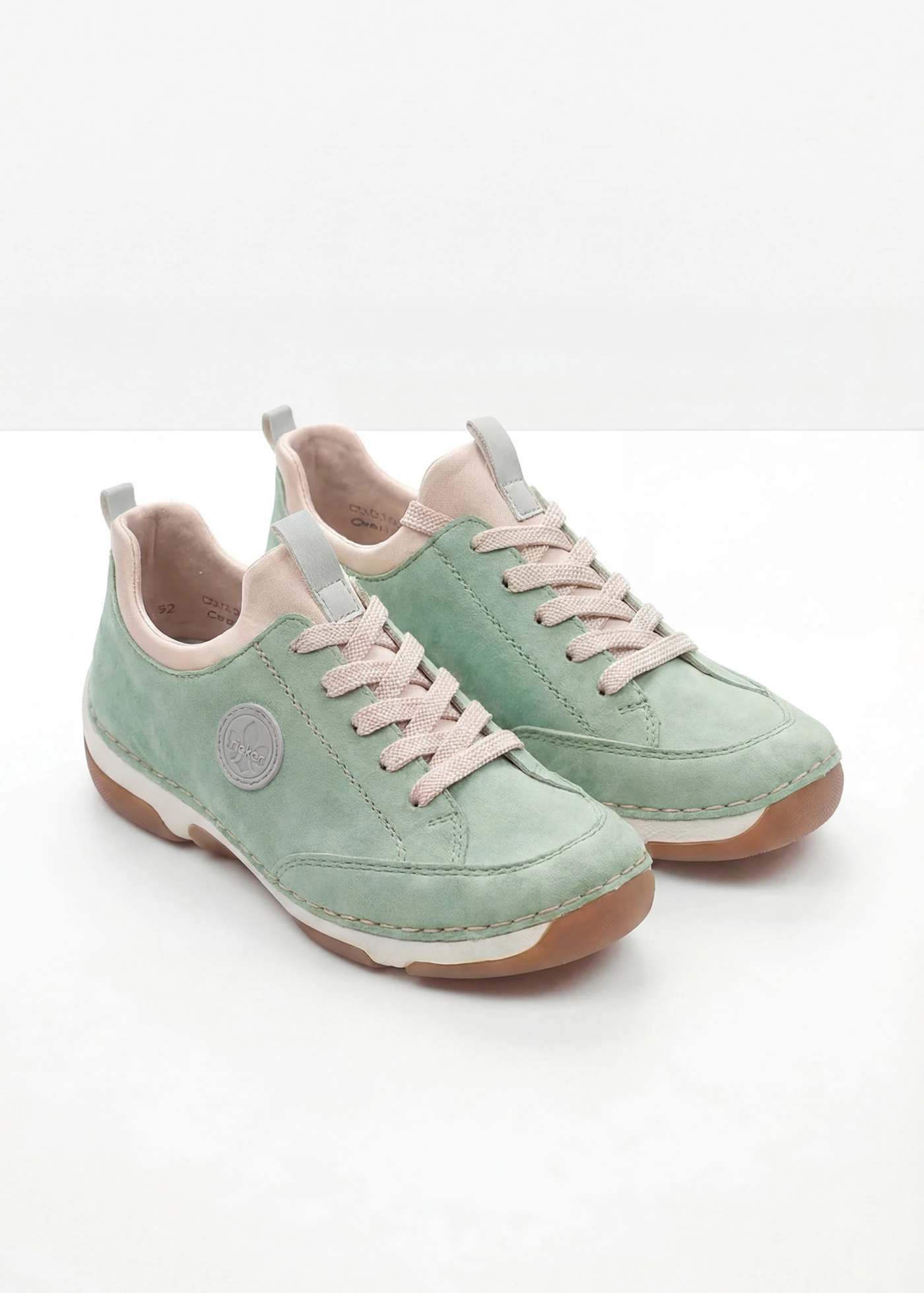 Komfortowe sneakersy marki Rieker z wyściełaną wkładką • zielony szałwiowy • sklep bonprix