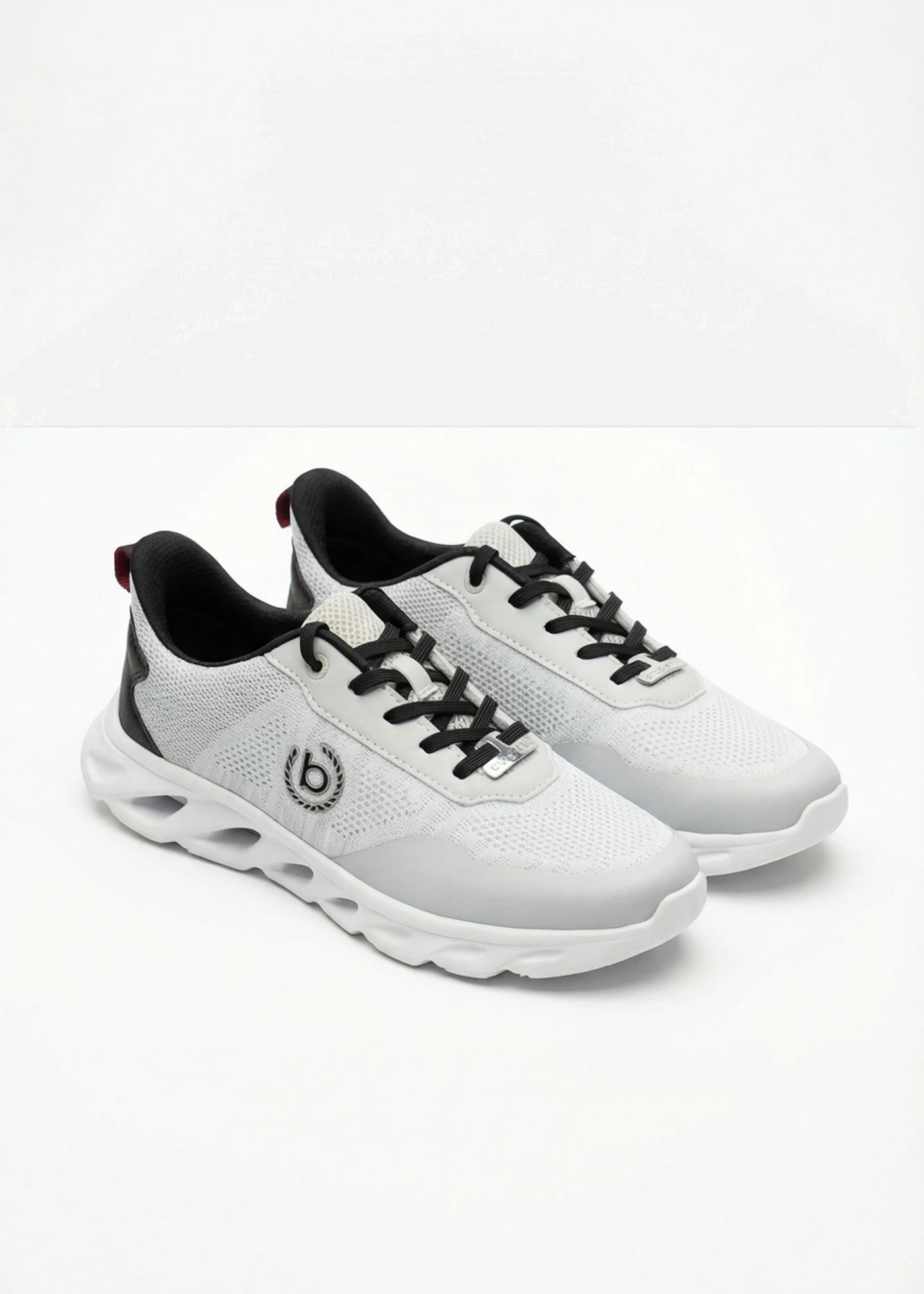 Sneakersy Bugatti na lekkiej podeszwie • biały • sklep bonprix