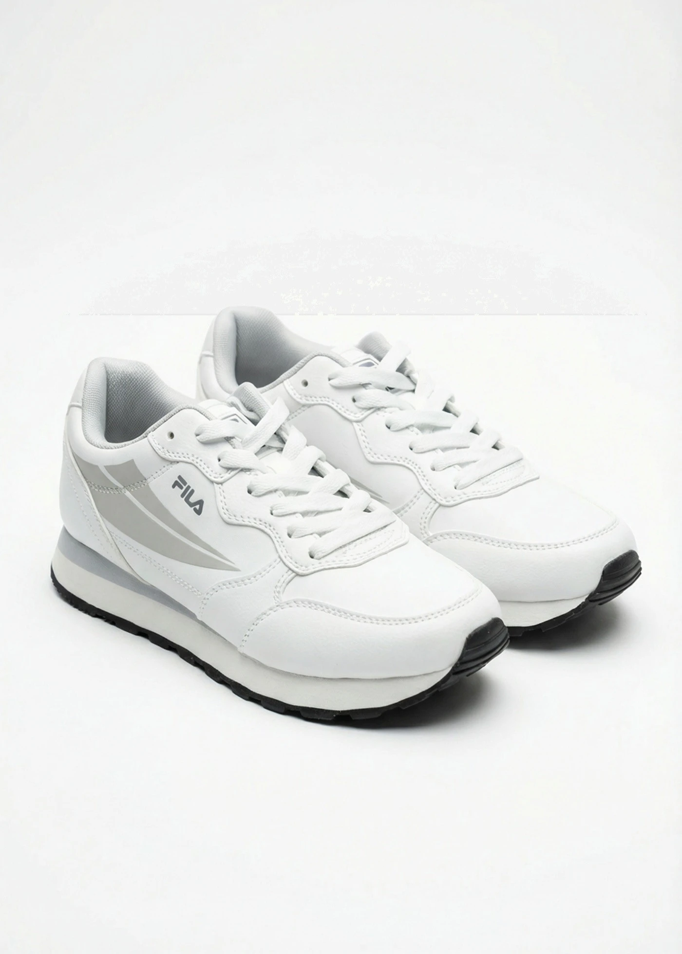 Sneakersy Fila z siateczkową wstawką • biały • sklep bonprix