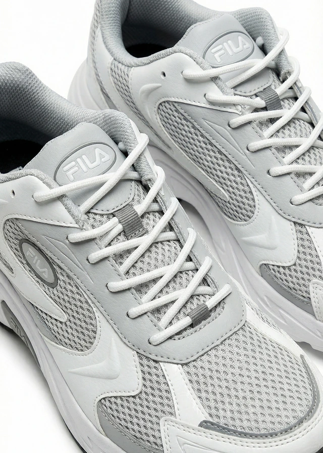 Sneakers chunky Fila à semelle légère, Couleur: blanc/gris