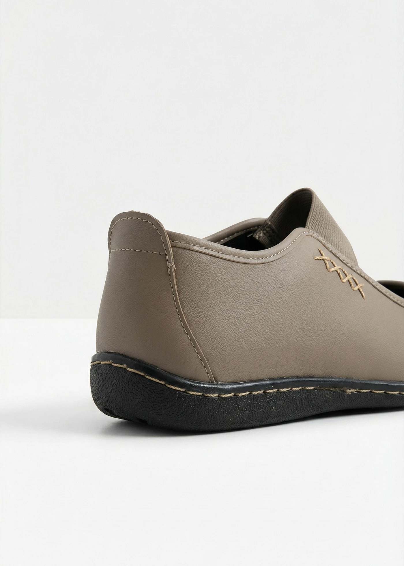 Baleriny w stylu Mary Jane • szarobrązowy • sklep bonprix