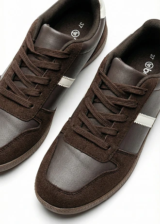 Sneakers in retrolook • donkerbruin • bonprix online shop