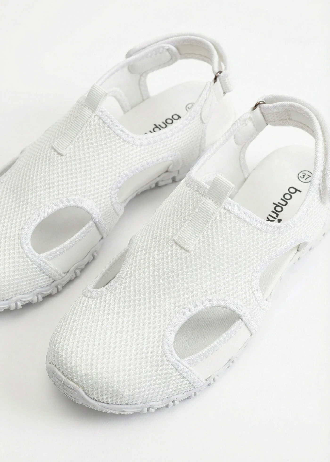 Trekking sandalen met geprofileerde loopzool • wit • bonprix online shop