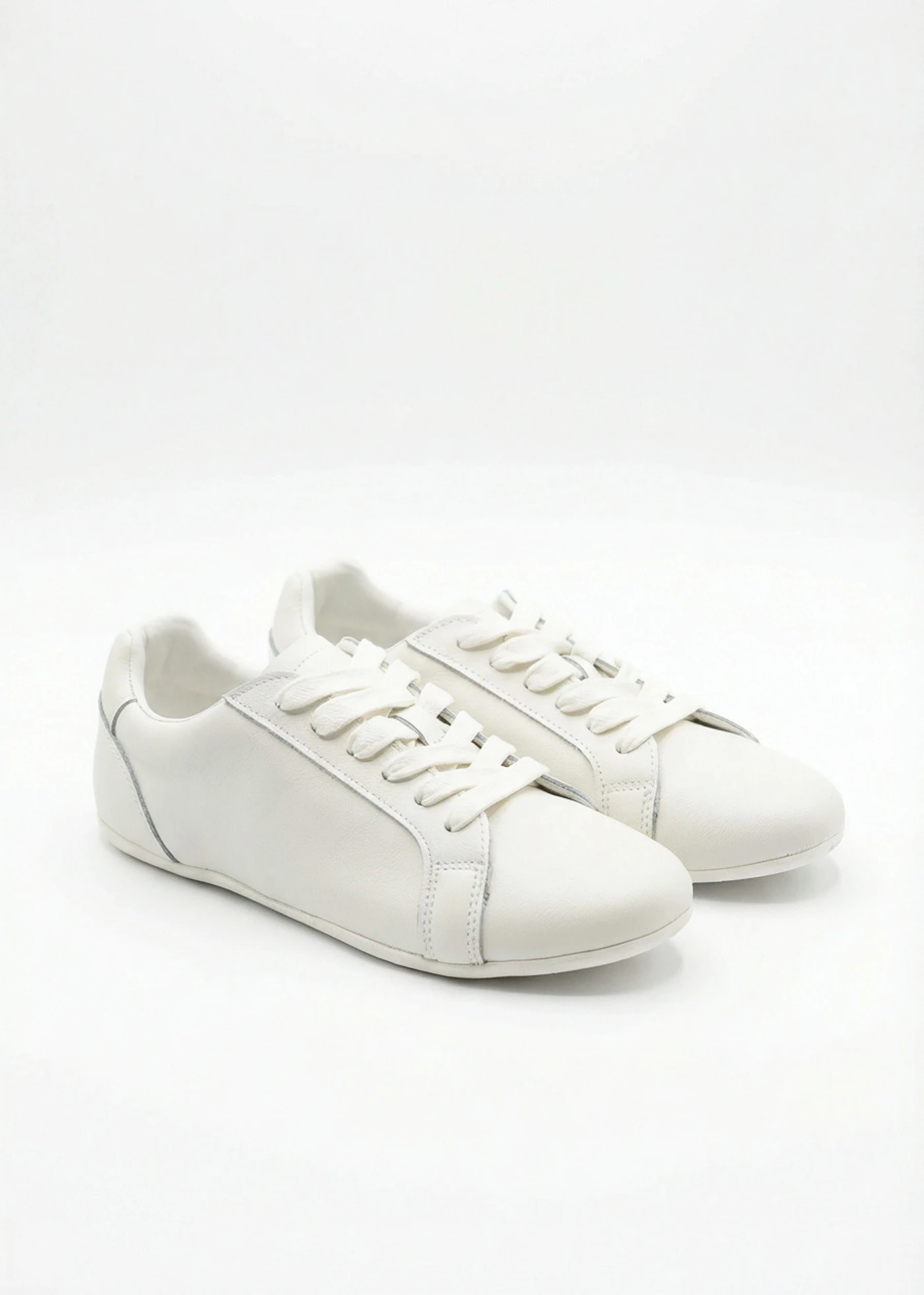 Chaussures pieds nus en cuir • blanc • Boutique bonprix