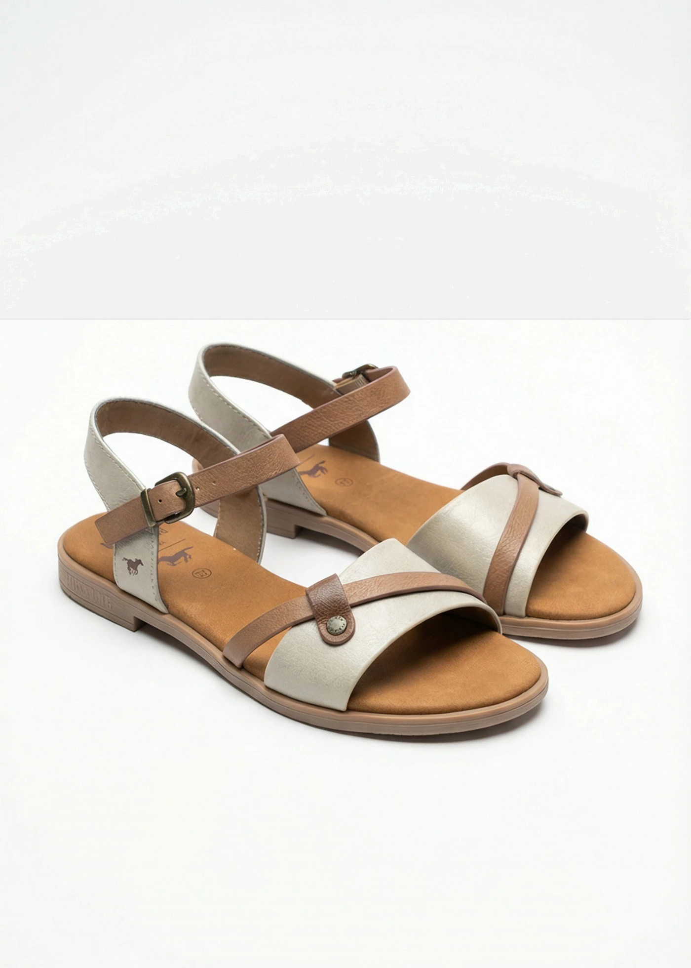 Sandales Mustang • beige • Boutique bonprix