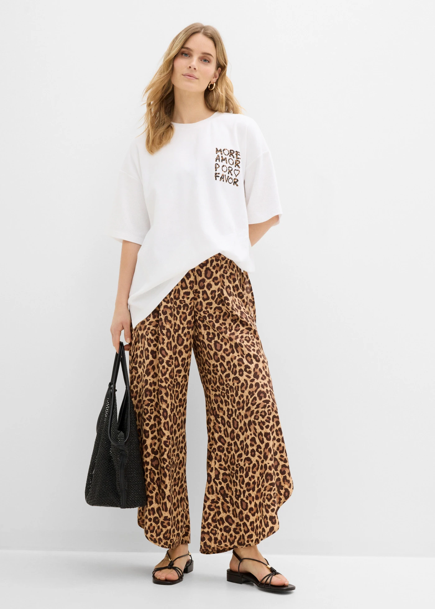 Oversize tričko z čisté organické bavlny • bílá s leopardím vzorem • bonprix obchod