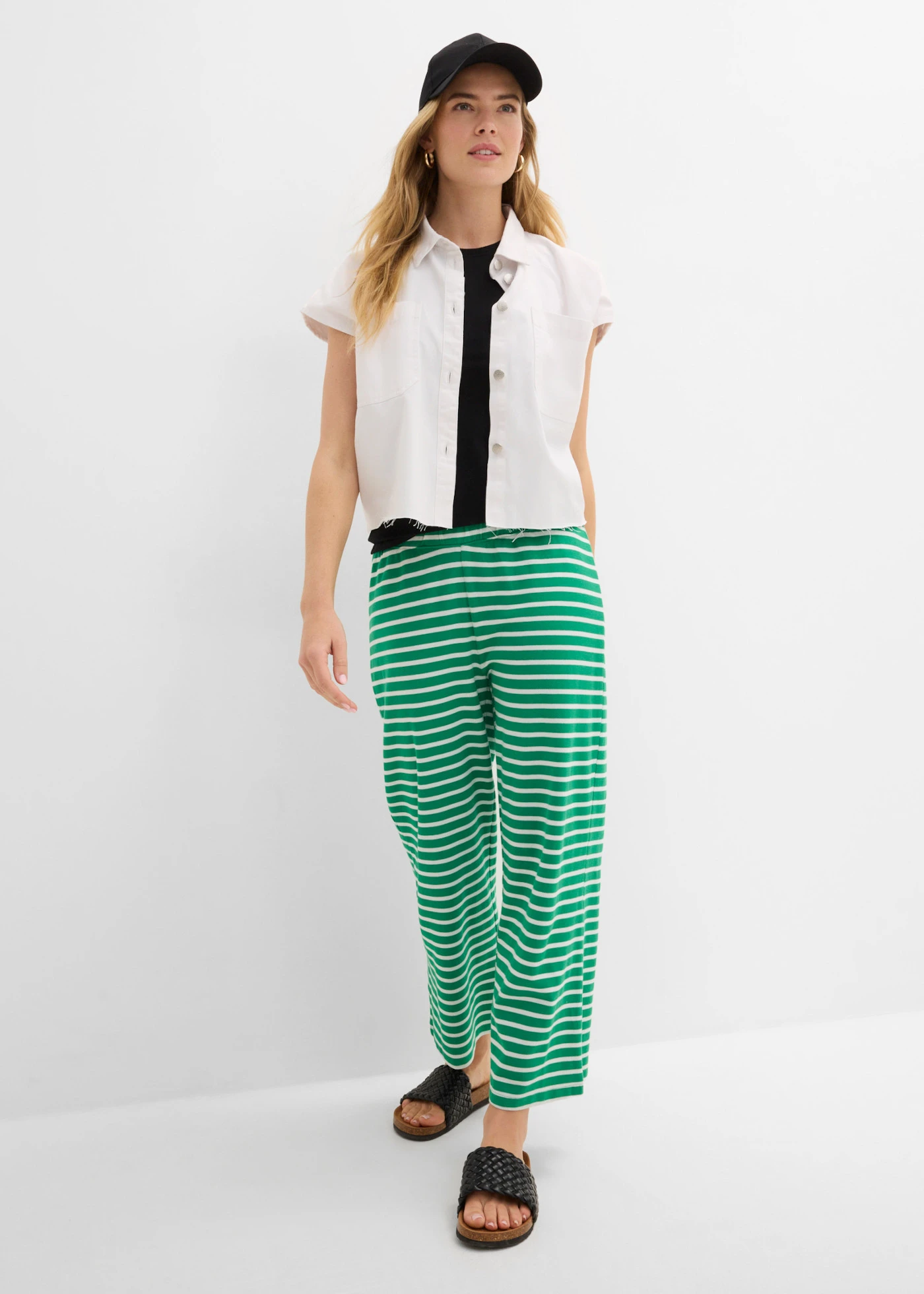 Pantalon en jersey coton texturé • vert aventurine-écru rayé • Boutique bonprix