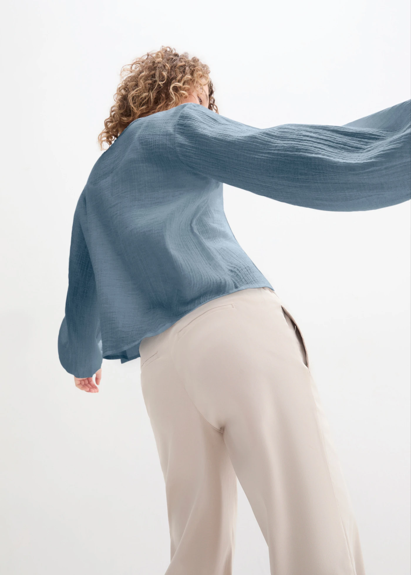 Boléro en gaze de coton • bleu fumé • Boutique bonprix