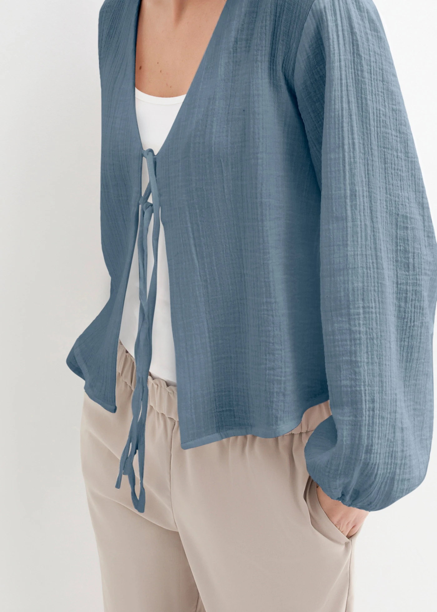 Boléro en gaze de coton • bleu fumé • Boutique bonprix