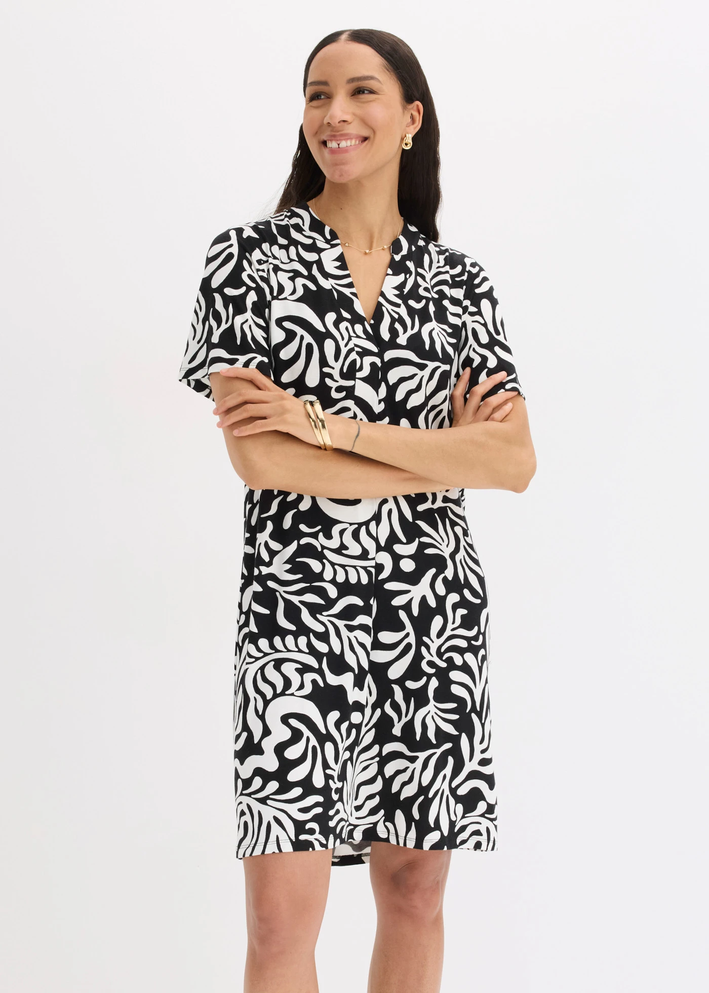 Rochie-tunică amestec moale de viscoză • negru cu imprimeu • magazin bonprix