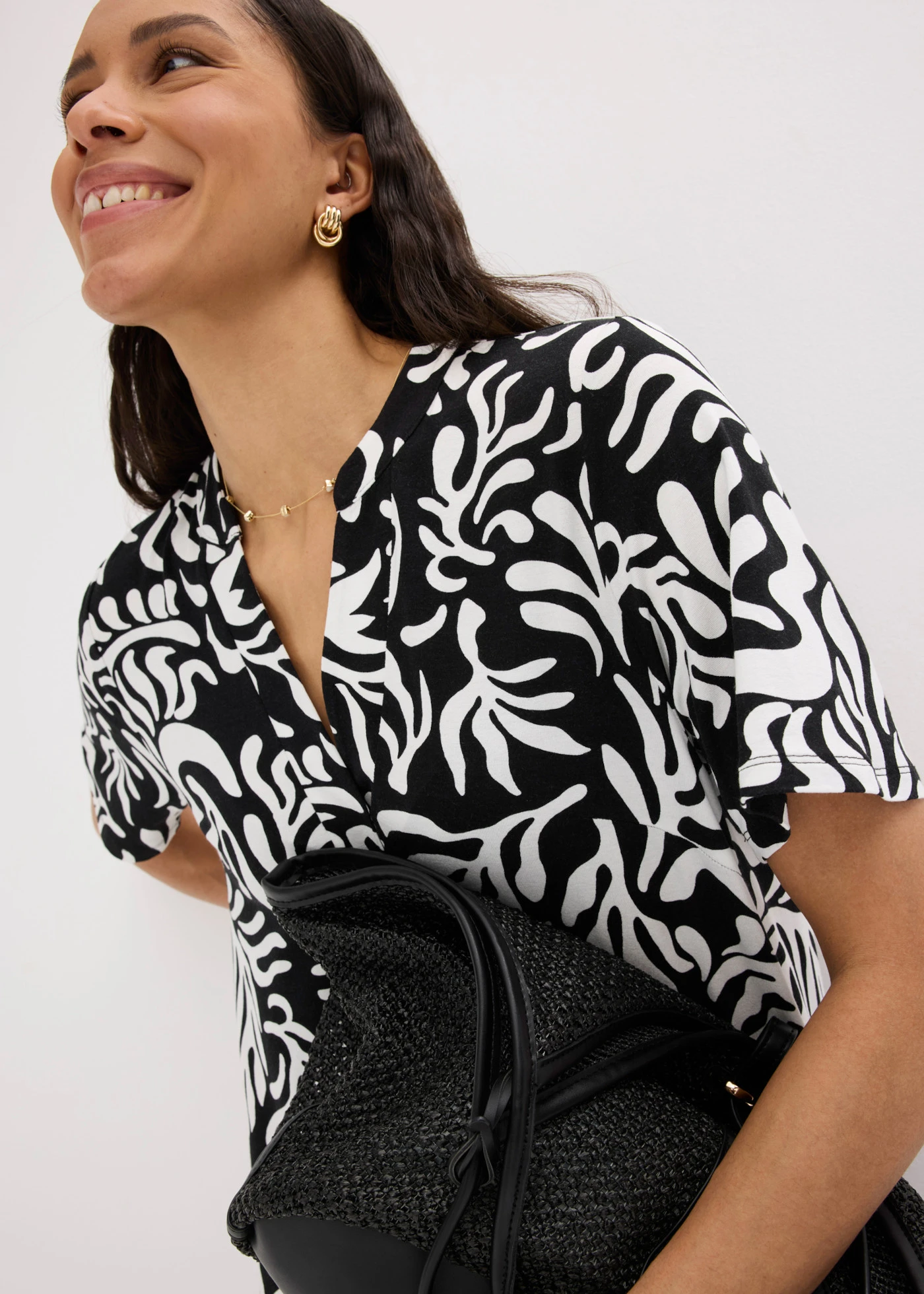 Tuniekjurk van een zachte viscose-mix • zwart gedessineerd • bonprix online shop