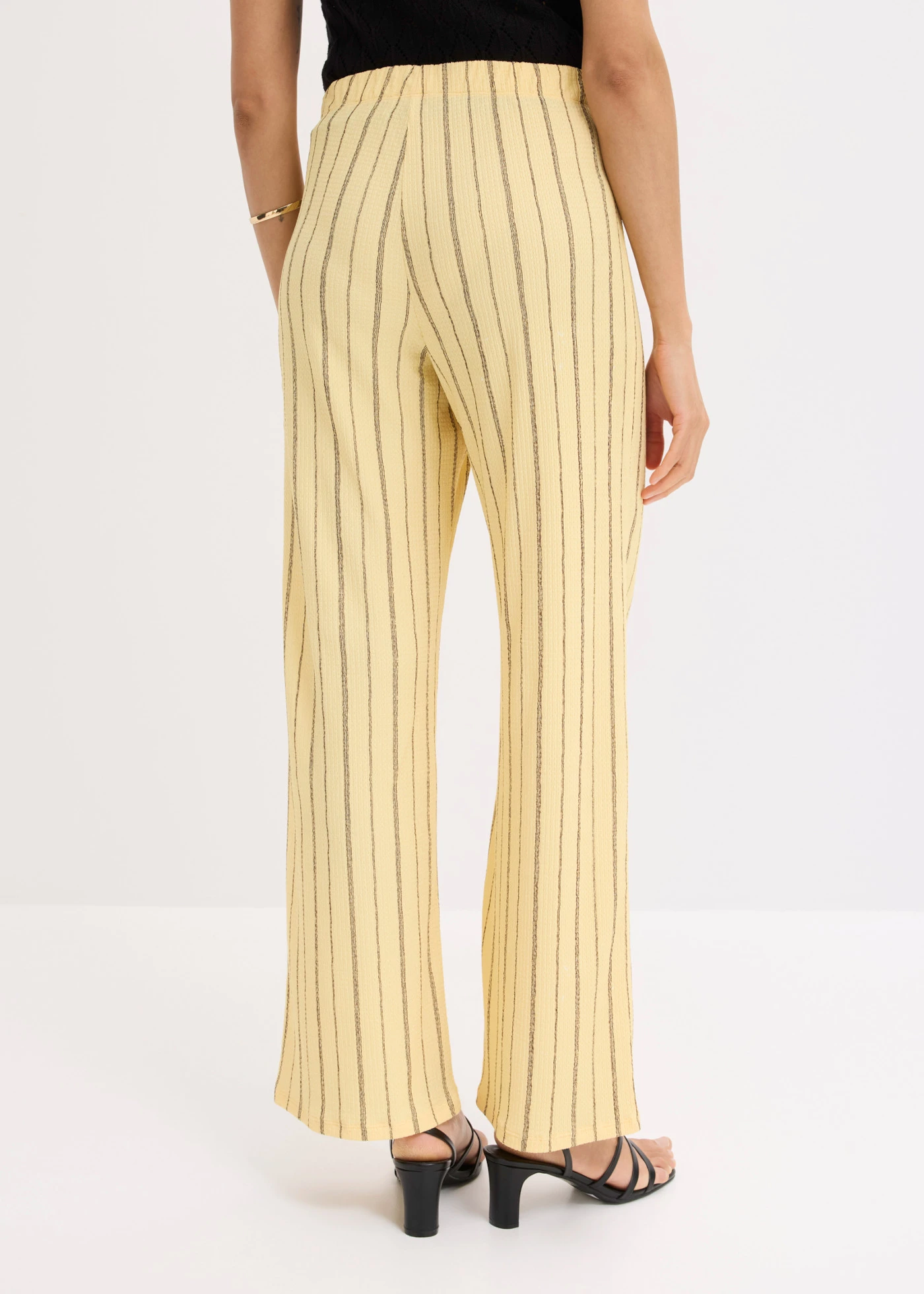 Pantalon taille élastiquée en jersey texturé • jaune pastel-marron foncé rayé • Boutique bonprix