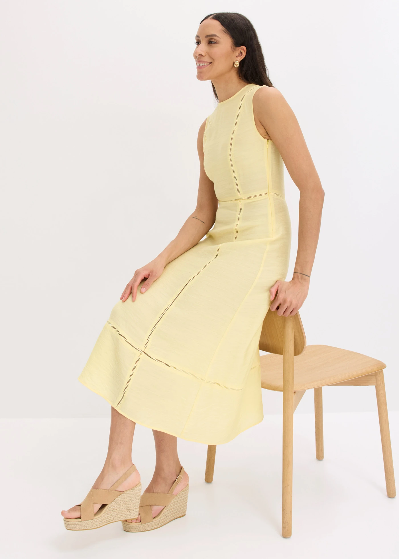 Midi jurk van soepele viscose • lichtgeel • bonprix online shop