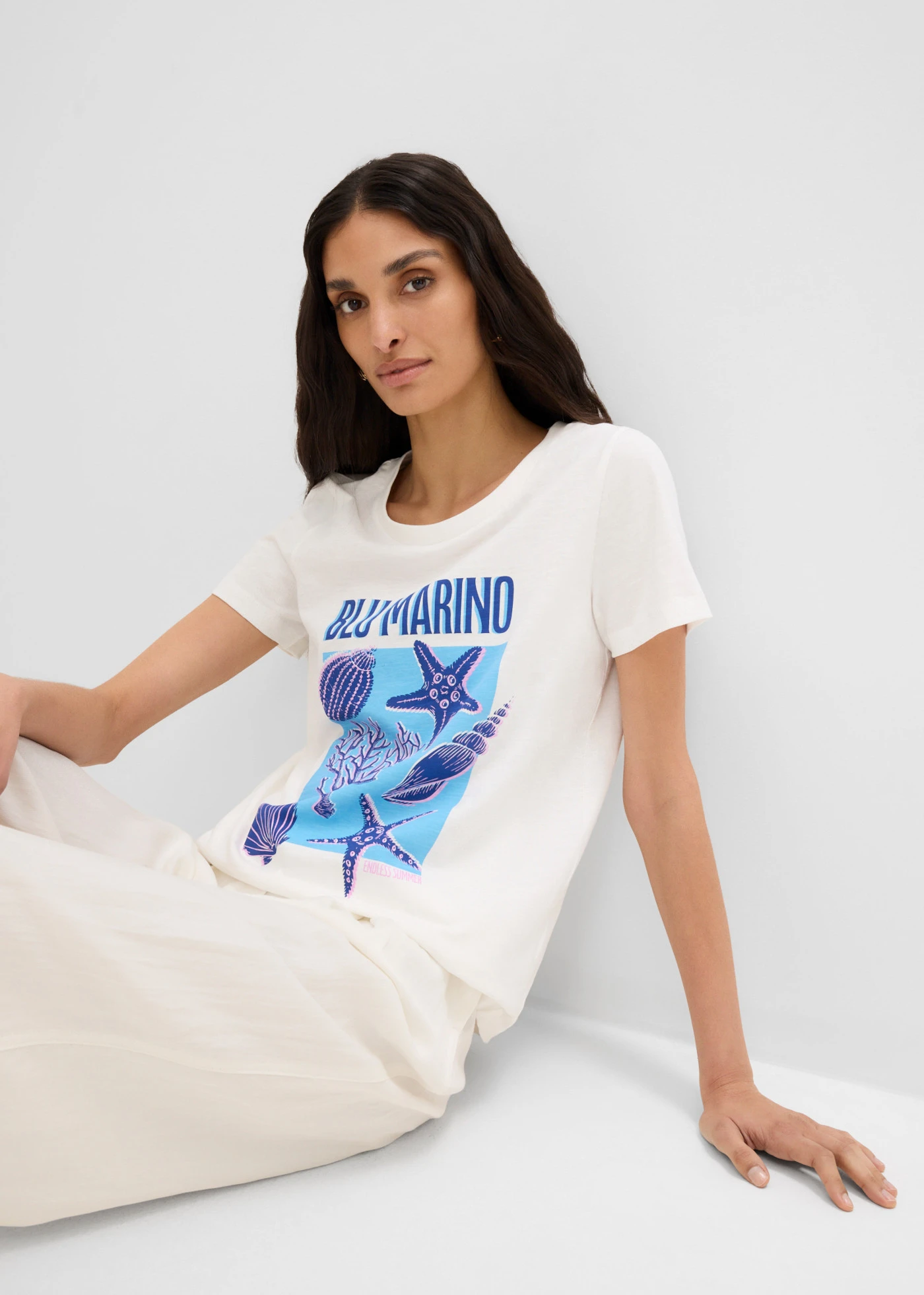 Tričko z čisté organické bavlny • přírodní bílo-kobaltově modro-světle fialová s grafickým potiskem • bonprix obchod
