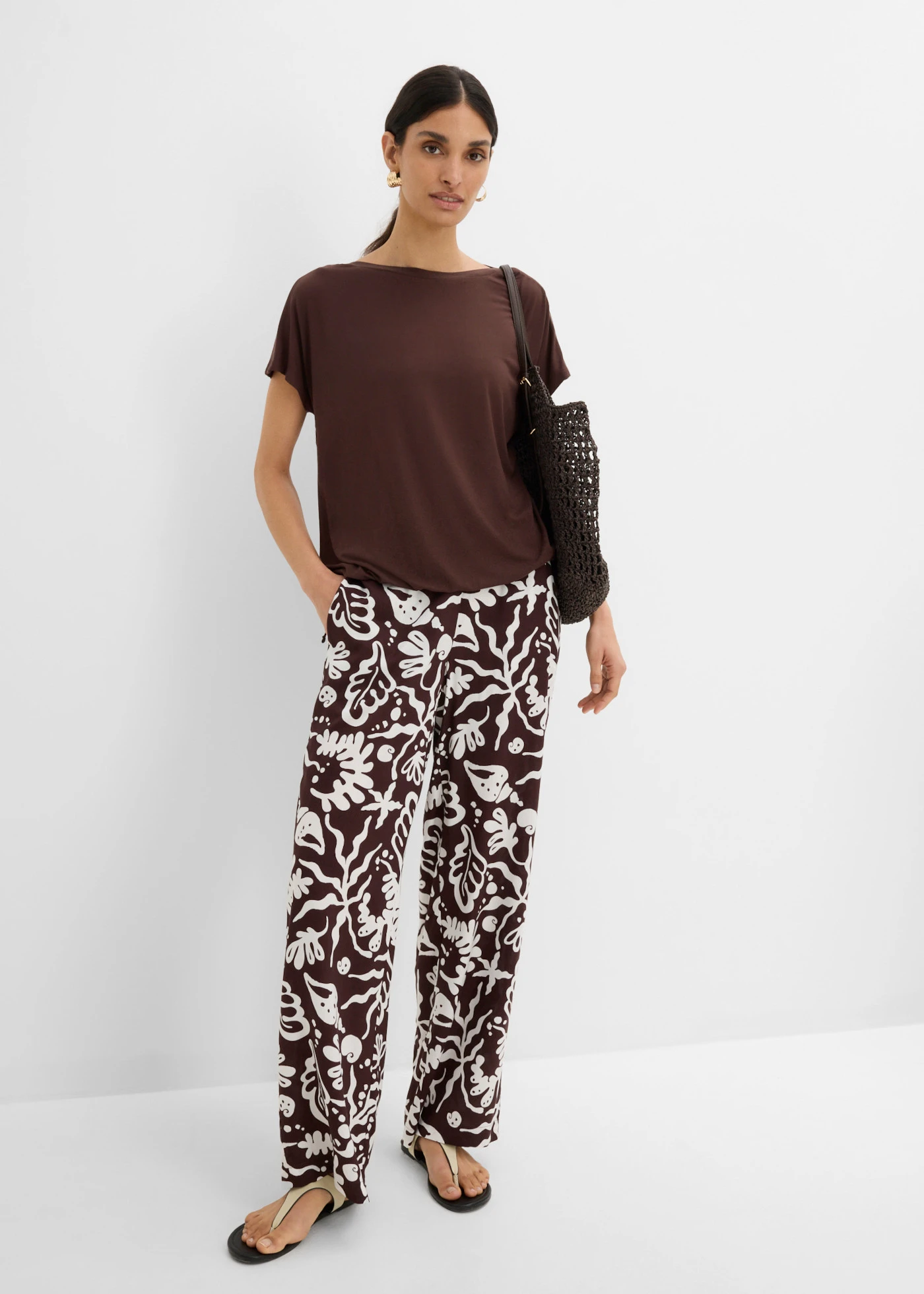 T-shirt en viscose fluide • marron foncé • product-page.page-title-suffix
