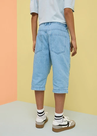 Bermudy jeansowe z regulowanym pasem, loose fit • jasnoniebieski denim • sklep bonprix