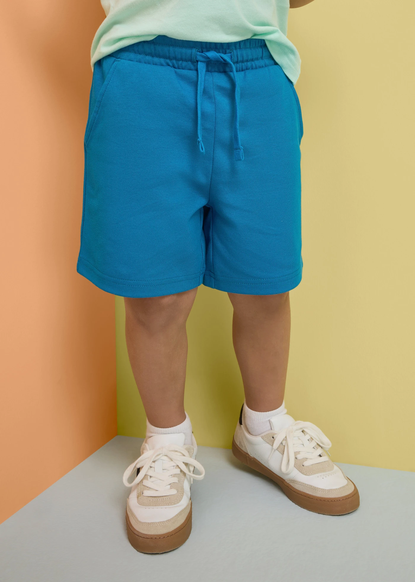 Lot de 2 shorts en jersey 100% coton • gris clair chiné+turquoise atlantique • Boutique bonprix