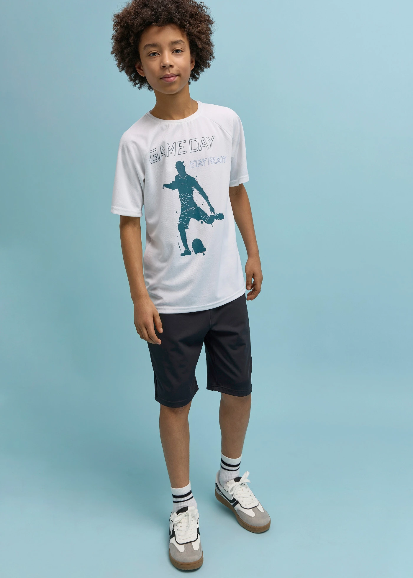 Sport-T-shirt en bermuda van sneldrogend materiaal (2 dlg.-set) • wit-zwart met print • bonprix online shop