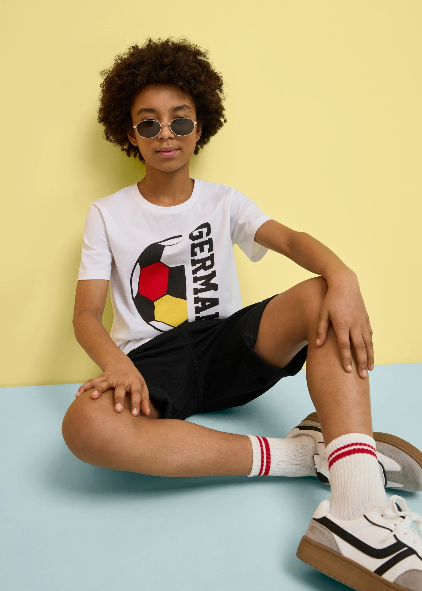 T-shirt z napisem German Soccer Team z czystej bawełny organicznej • biały z nadrukiem • sklep bonprix