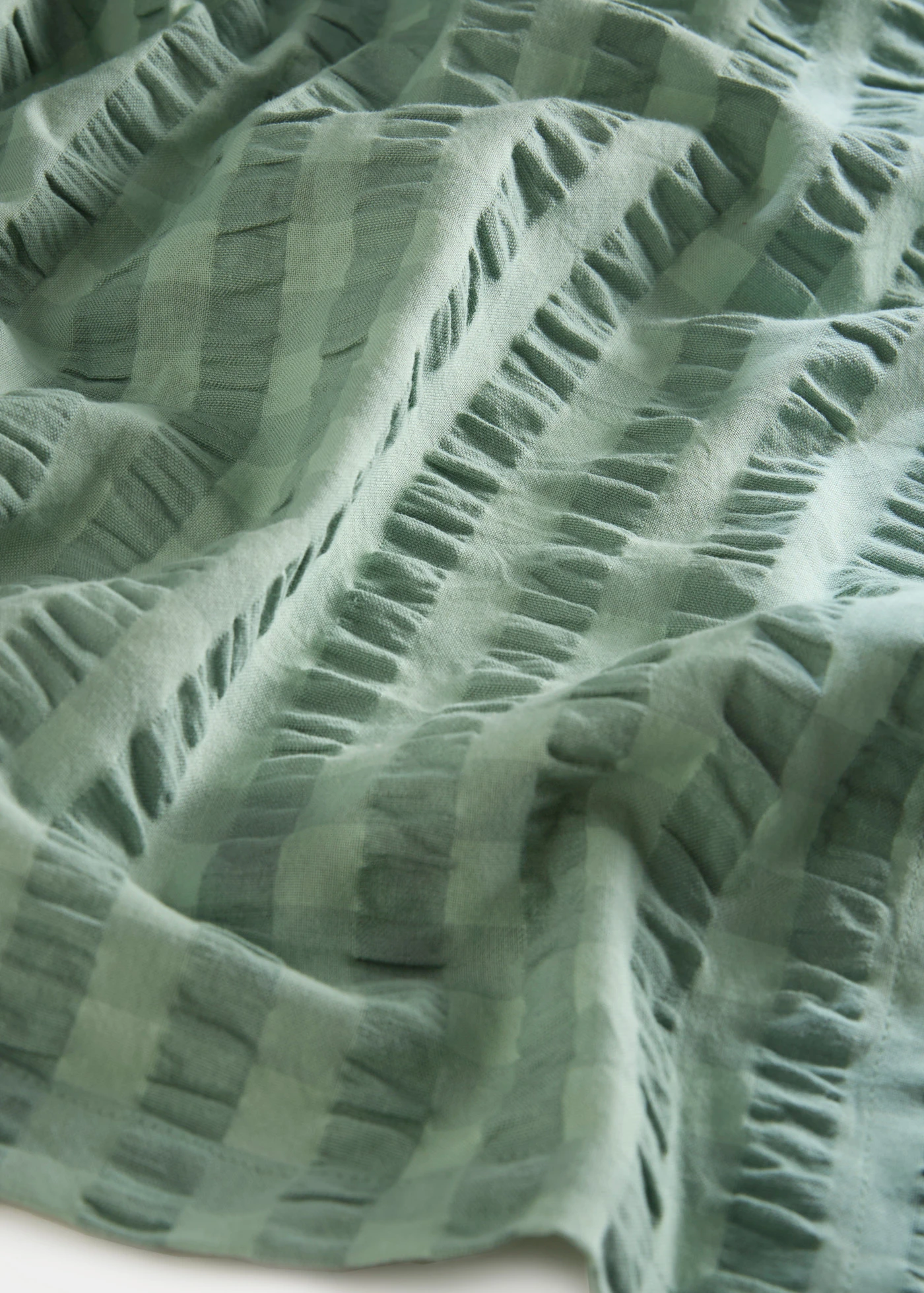 Draperie din bumbac organic cu textură seersucker (1 buc.) • verde-salvie • magazin bonprix