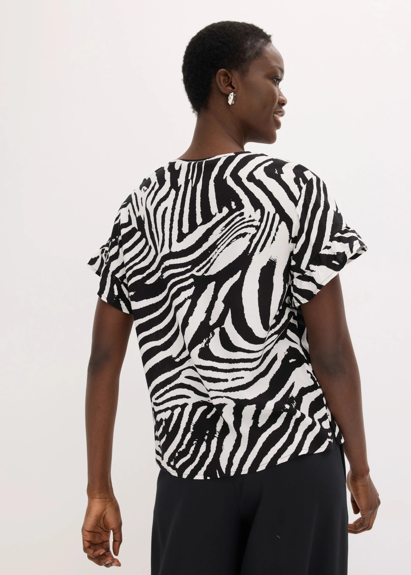 Tunique ample en viscose • blanc/noir imprimé zèbre • Boutique bonprix