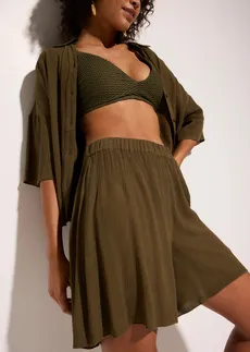 Pantaloni scurți de plajă din viscoză fluidă • oliv închis • magazin bonprix