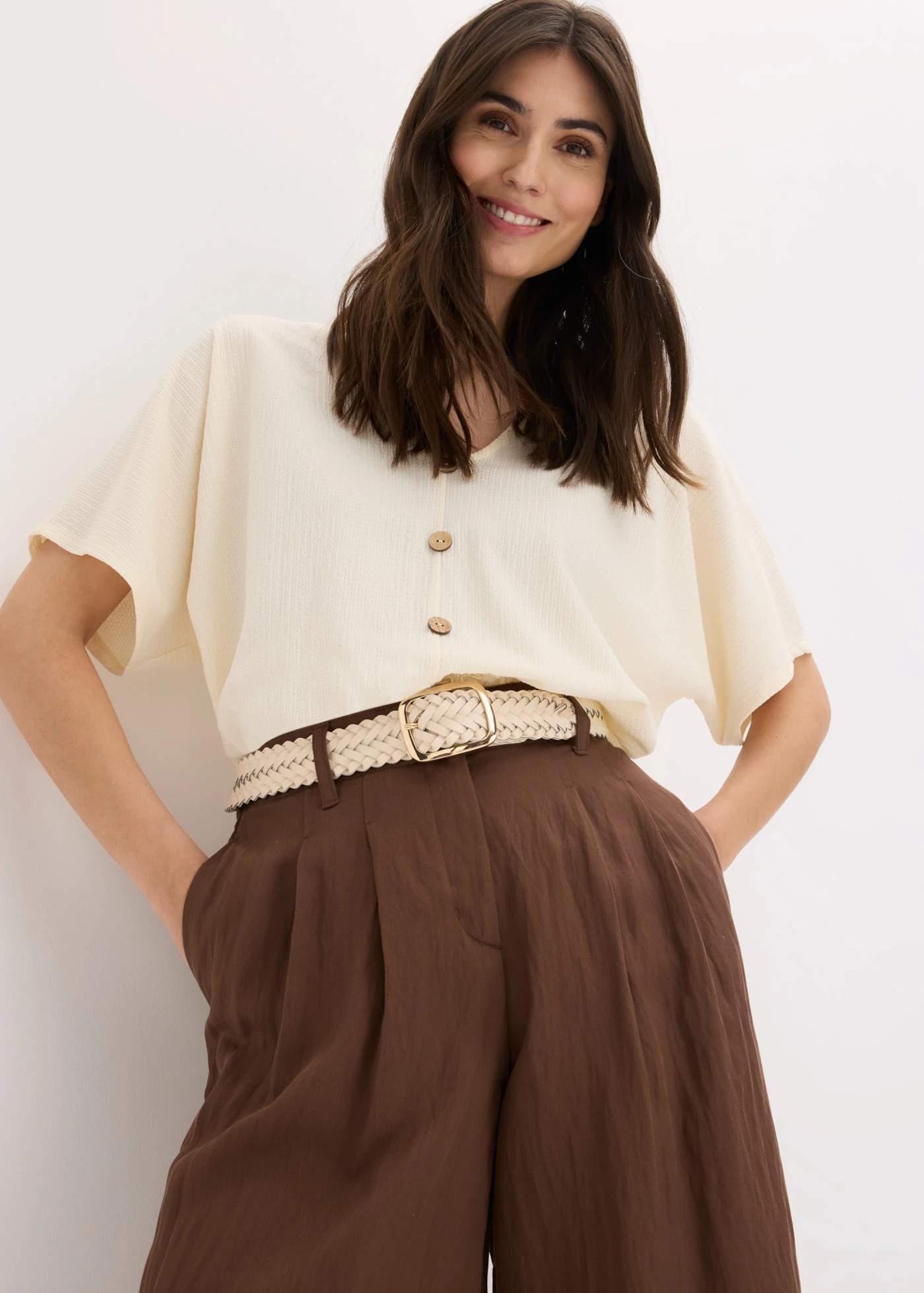 Gevlochten riem met rechthoekige gesp • beige/goudkleurig • bonprix online shop