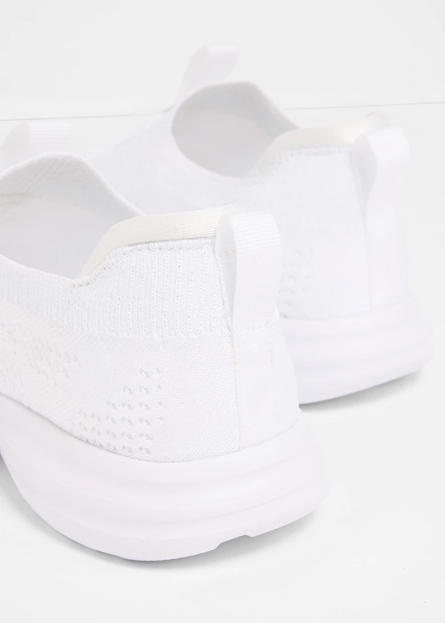 Tenisky slip on, z mäkkého materiálu • biela • obchod bonprix