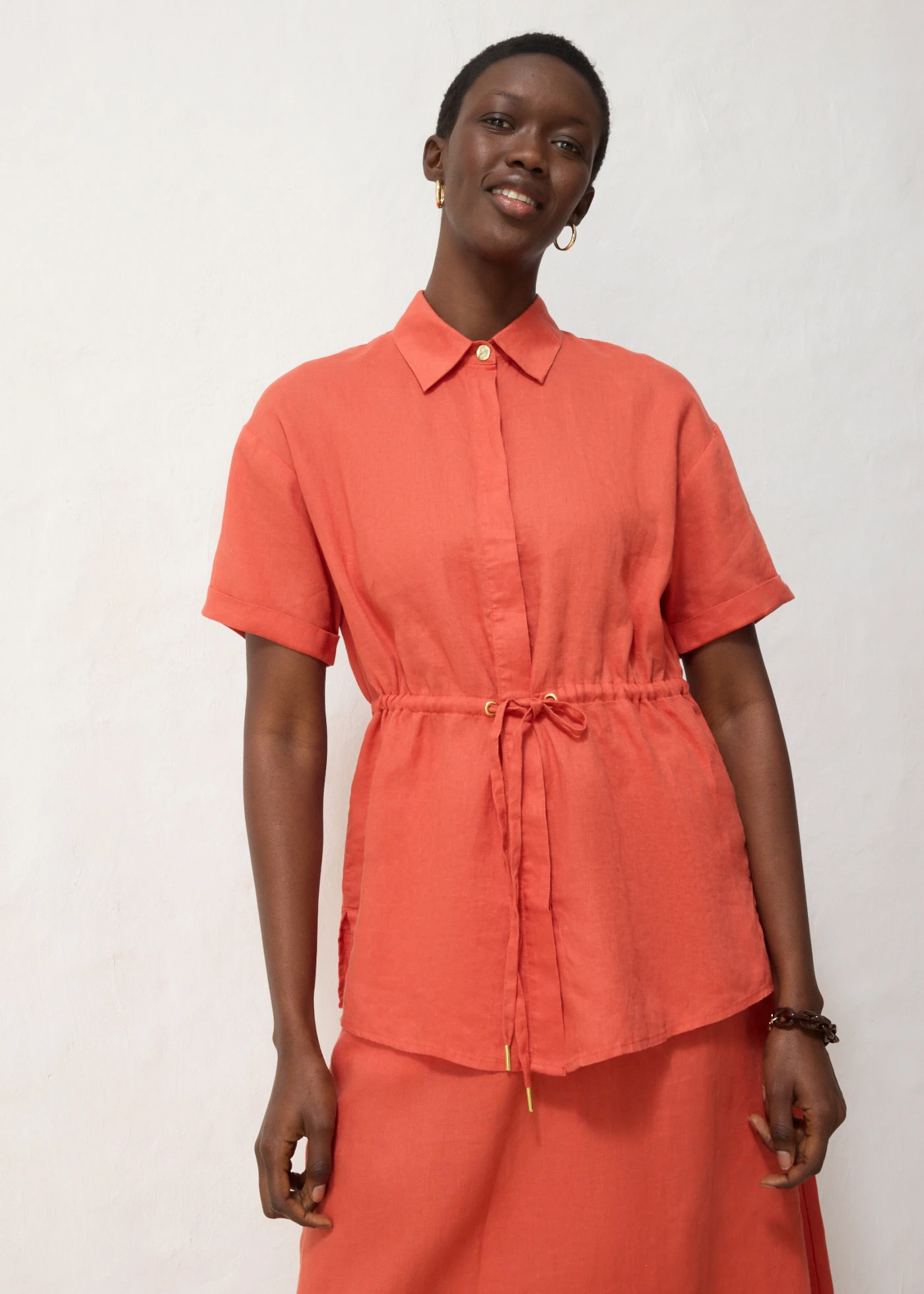 Lange blouse van puur linnen • kaneelrood • product-page.page-title-suffix