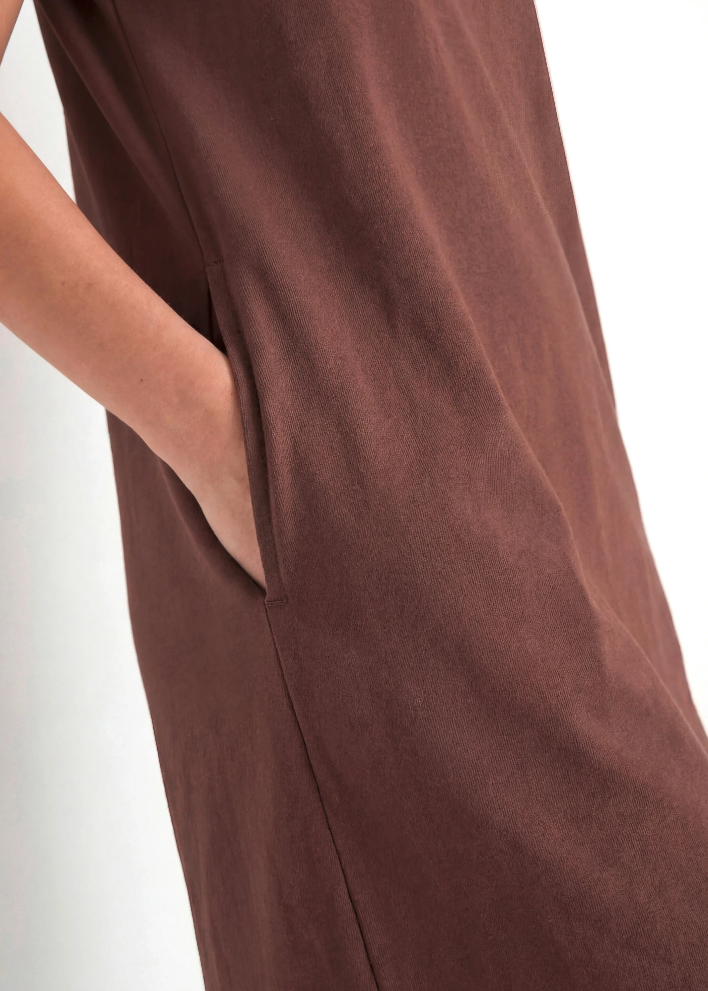 Robe en jersey coton épais • marron • Boutique bonprix