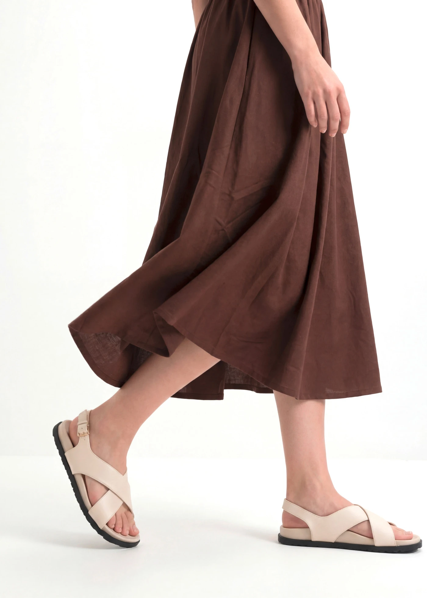 Jupe midi en lin majoritaire • marron • Boutique bonprix