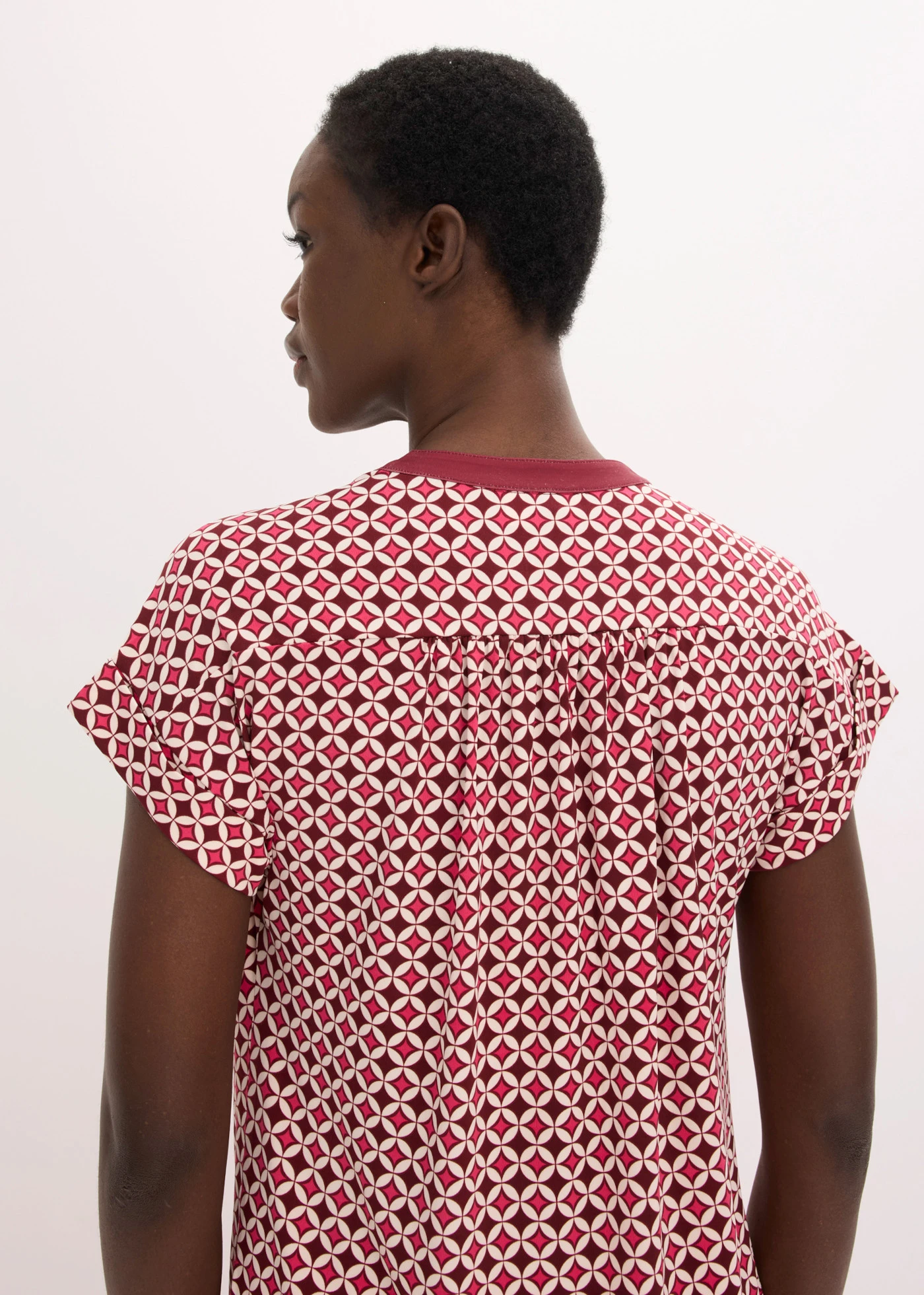 Blouse met print • robijnrood/pinklady grafische print • product-page.page-title-suffix