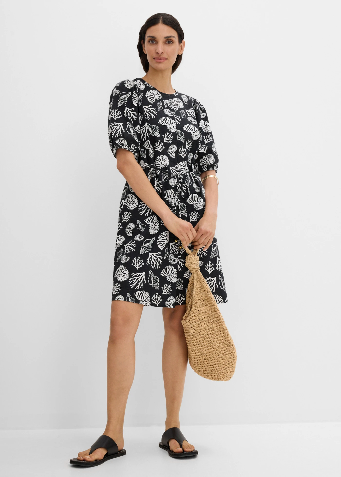 Robe en lin mélangé • noir/écru imprimé • product-page.page-title-suffix