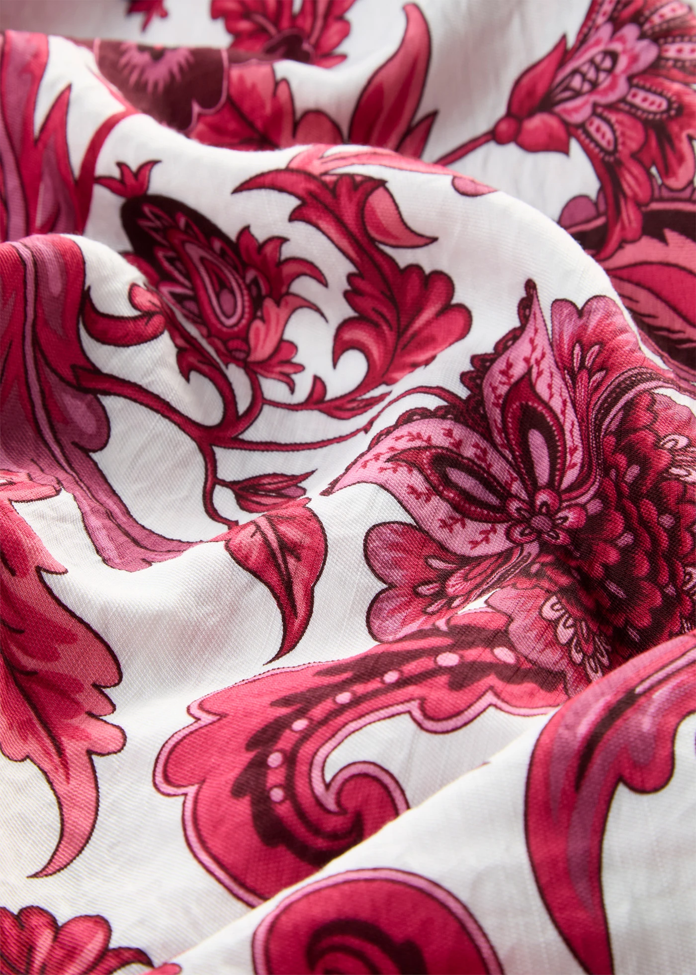 Maxi rok van een soepele viscosemix • esdoornrood-wolwit gebloemd • product-page.page-title-suffix
