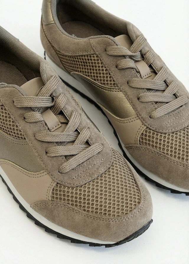 Sneakers avec empiècement mesh, Couleur: beige roseau