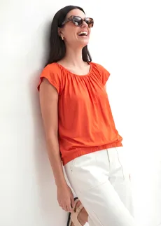 T-shirt doux en viscose extensible • rouge cannelle • Boutique bonprix