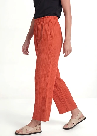 Pantalon large en gaze de coton • rouge cannelle • Boutique bonprix