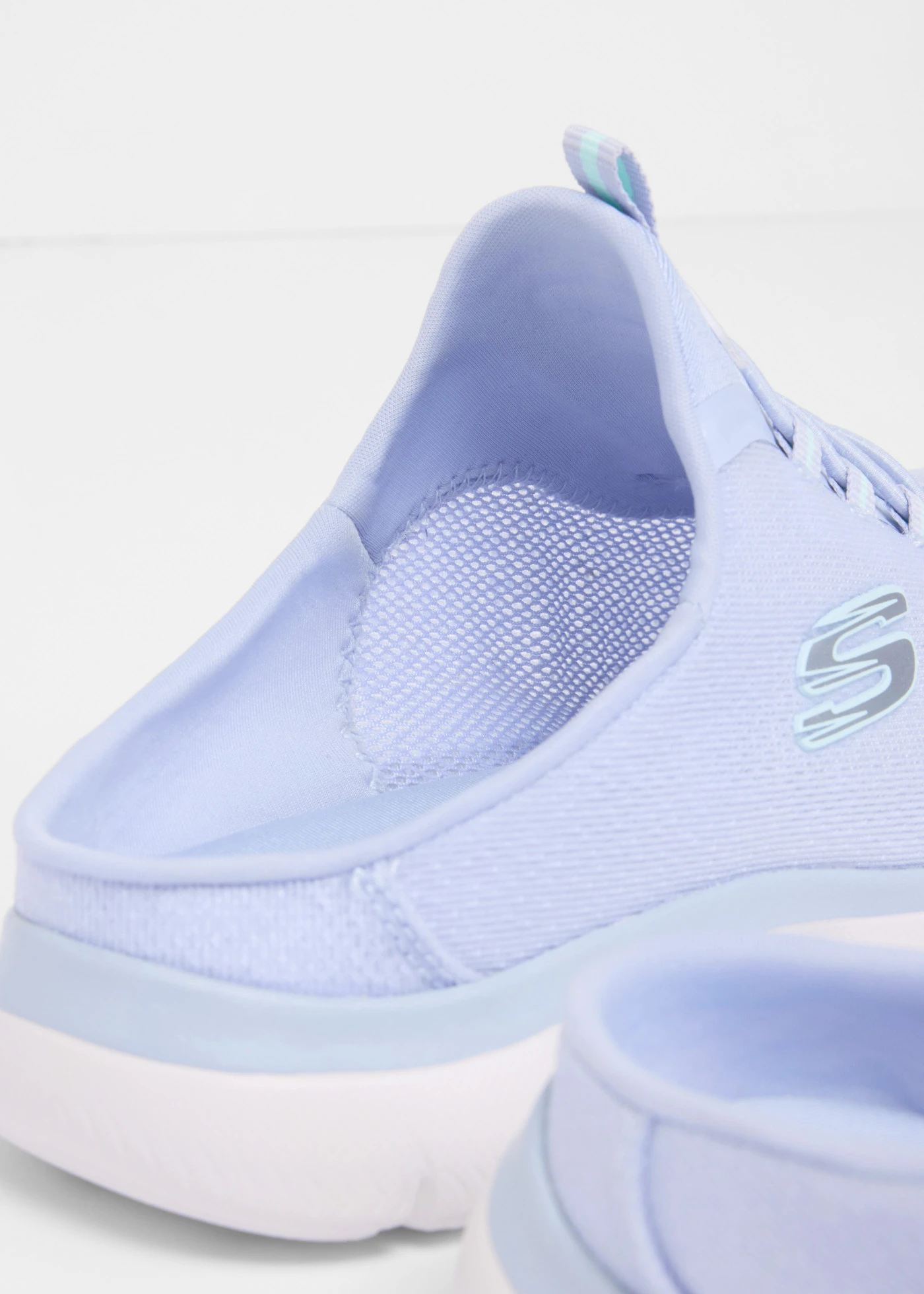 Poltopánky slip on s pamäťovou penou • svetlomodrá • obchod bonprix