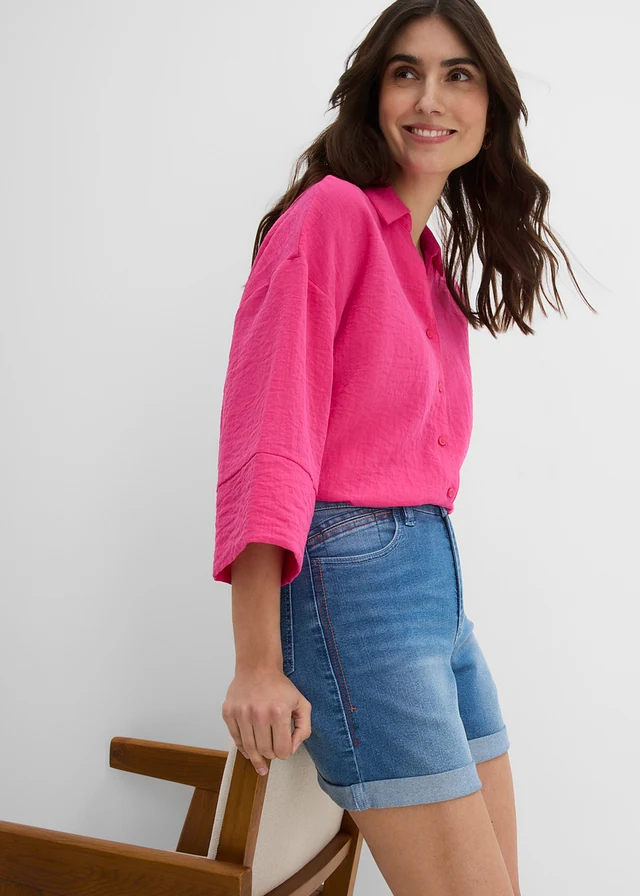 Jeansshort mid waist • lichtblauw denim • product-page.page-title-suffix