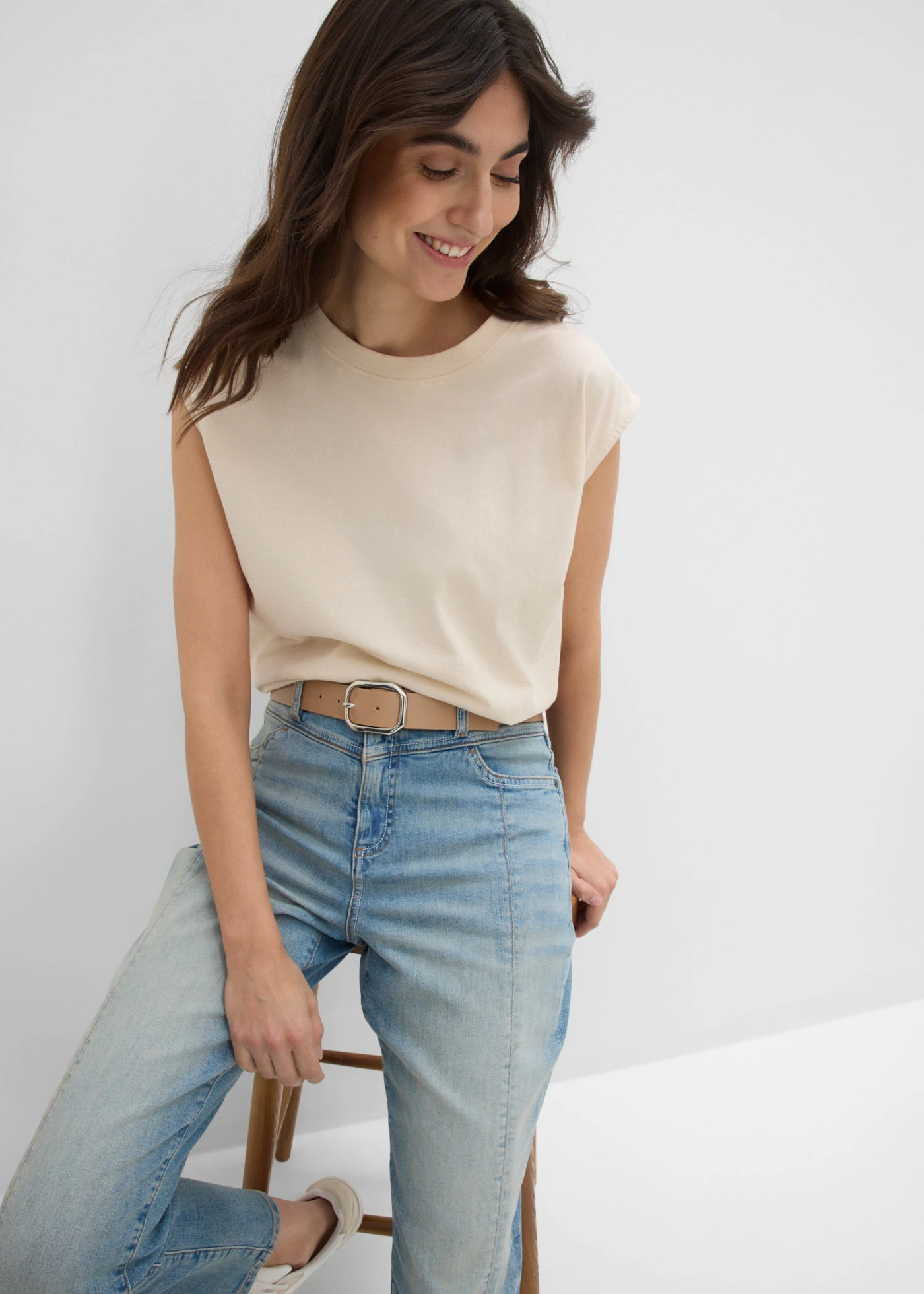 Jean droit taille mi-haute • bleu clair denim used • Boutique bonprix