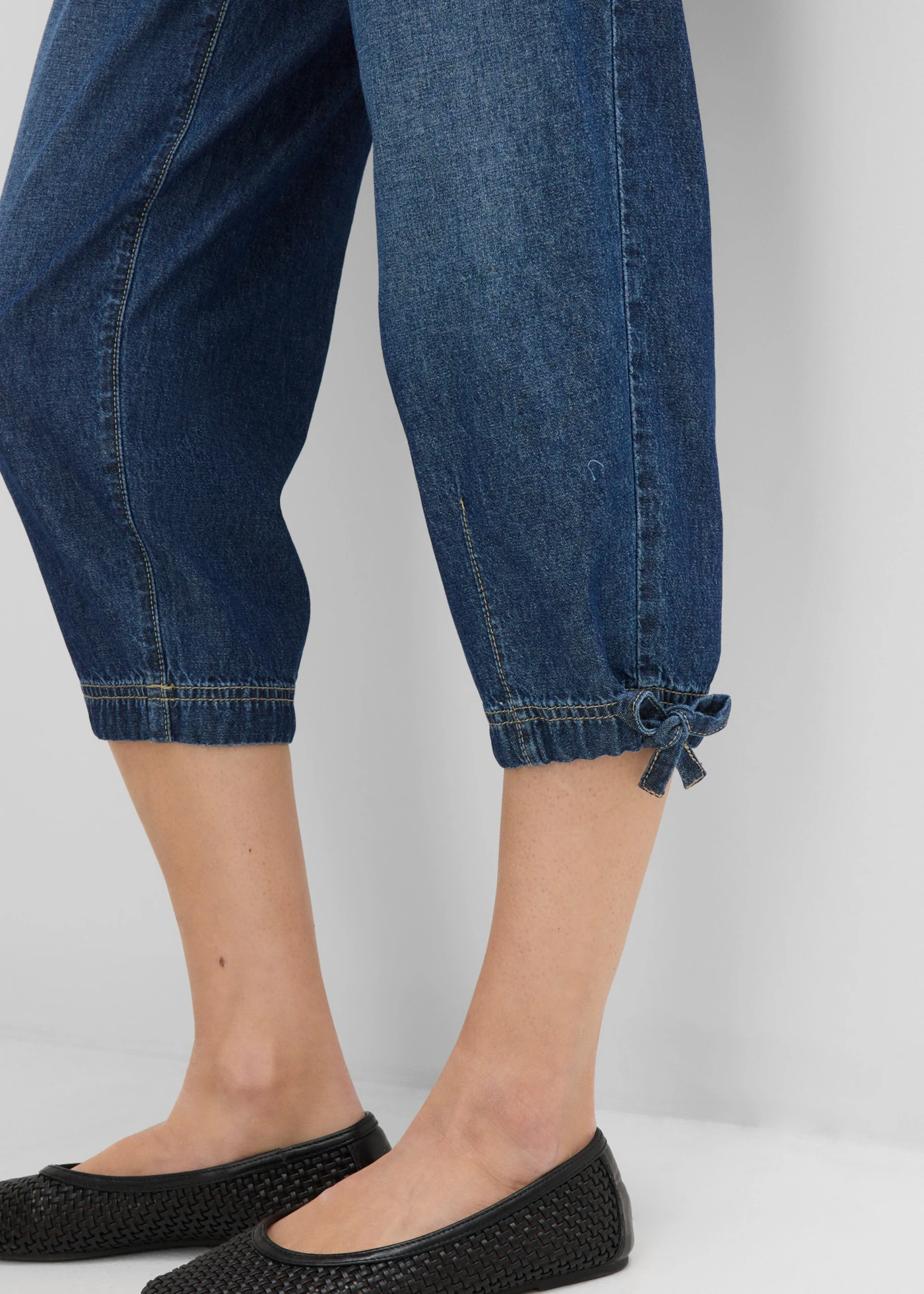 Barrel jeans mid waist, cropped • blauw denim used • product-page.page-title-suffix