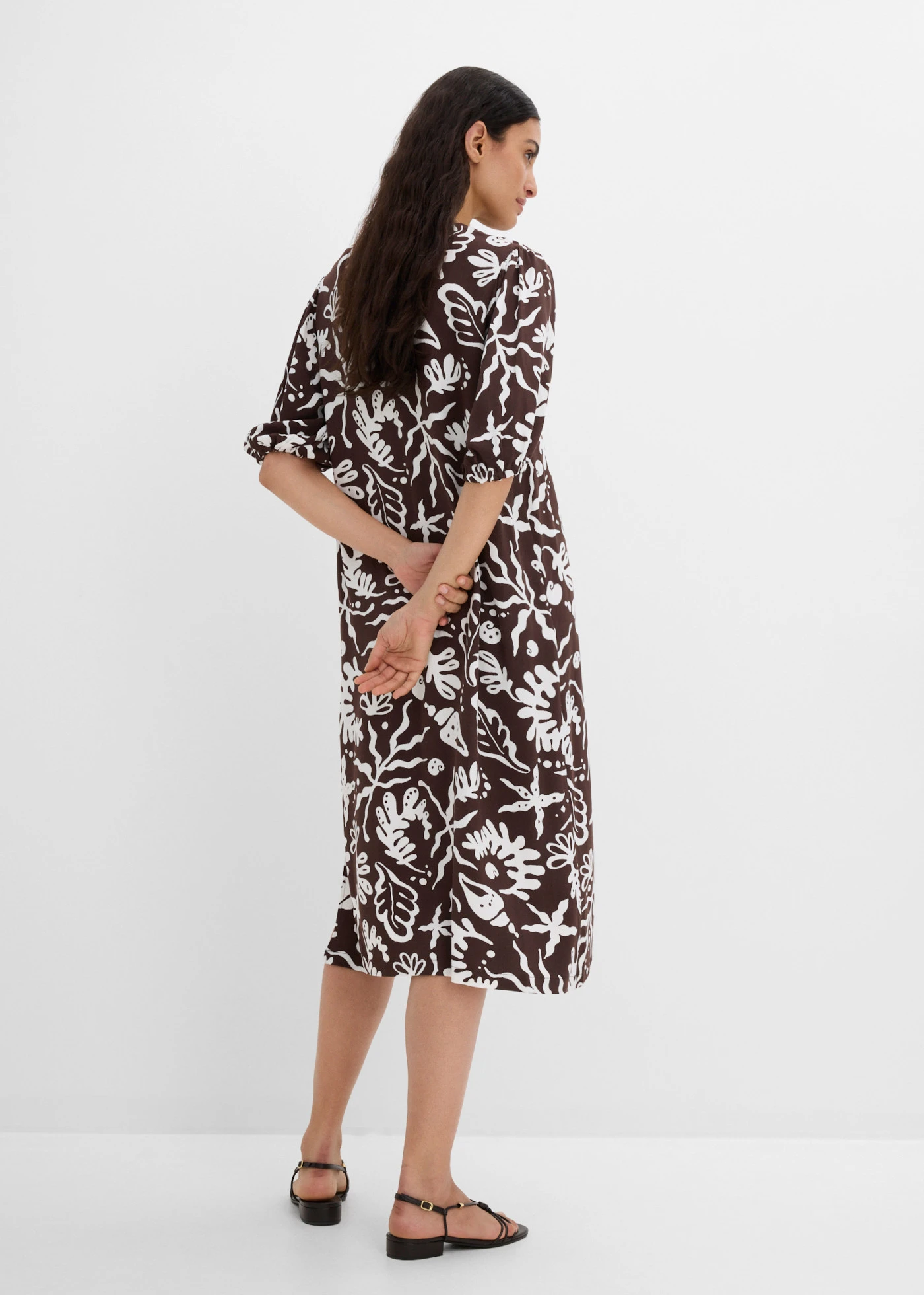 Robe midi en viscose mélangée • marron foncé-écru imprimé • product-page.page-title-suffix