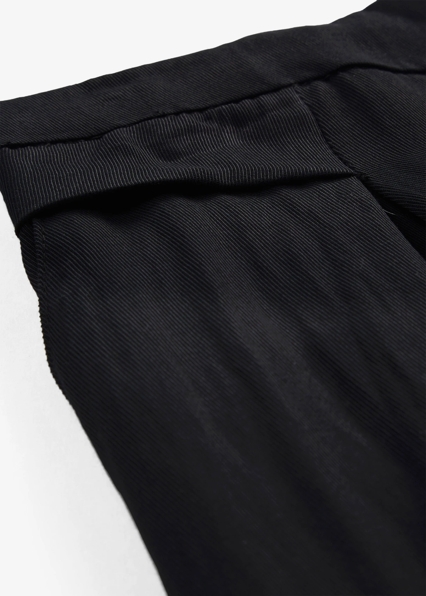 Culotte nohavice z padavej viskózy • čierna • obchod bonprix