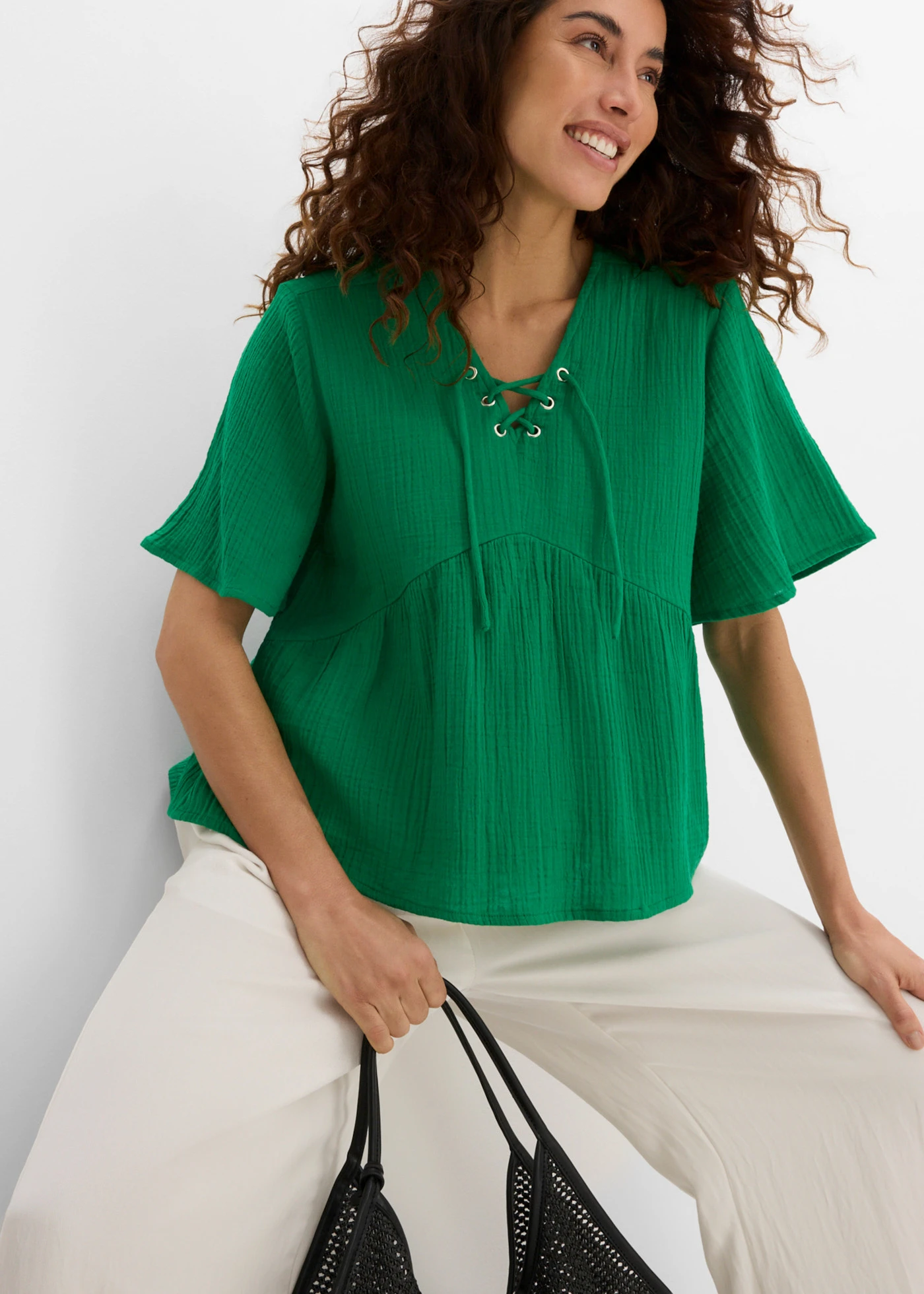 Blouse van luchtige mousseline • edelsteengroen • product-page.page-title-suffix