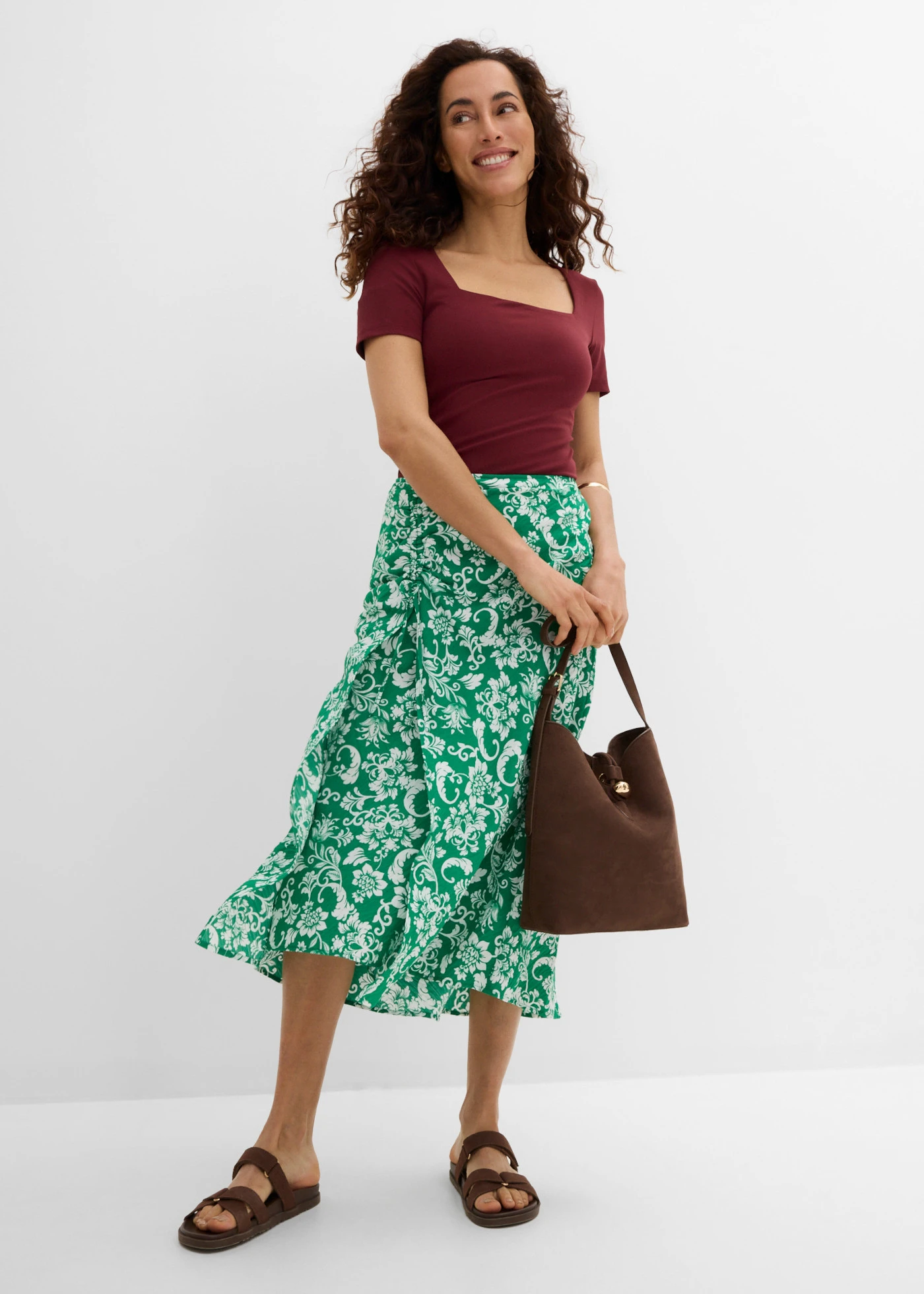 Fustă midi din material moale cu viscoză • verde-nestemată-ecru cu imprimeu • magazin bonprix