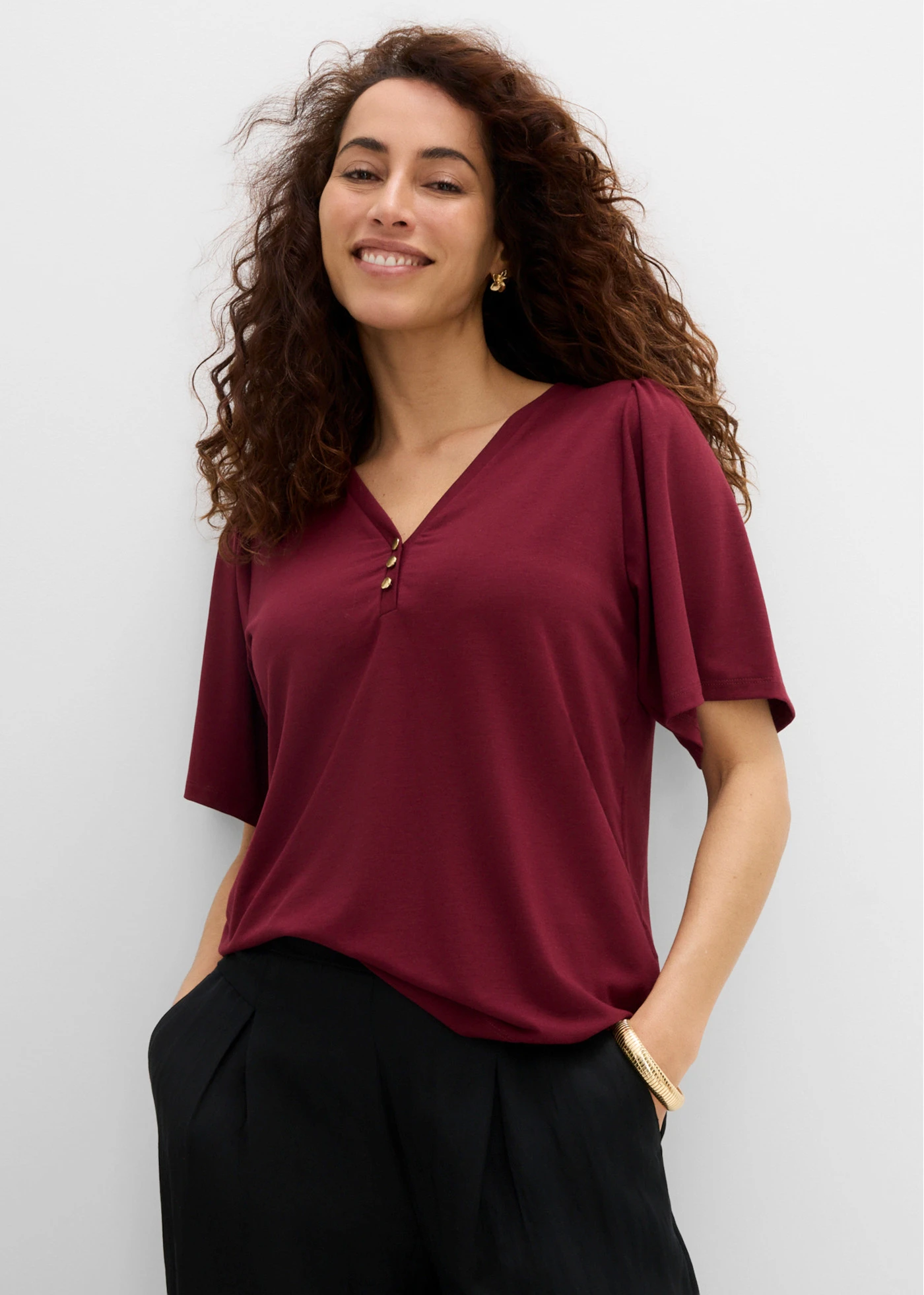 Tričko z viskózy s gombičkami • javorovo červená • obchod bonprix
