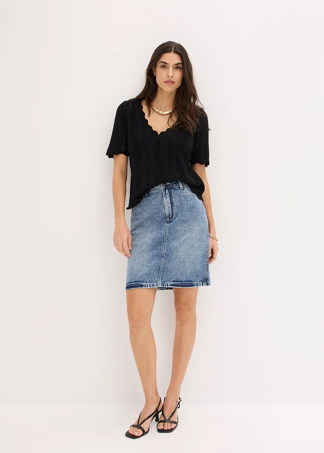 Gebreid shirt met diepe halslijn • zwart • product-page.page-title-suffix