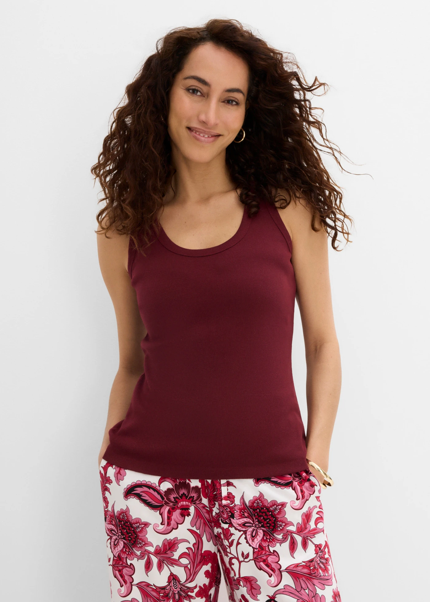 Prążkowany tank top z bawełną organiczną (2 szt.) • czerwony klonowy+biel wełny • sklep bonprix