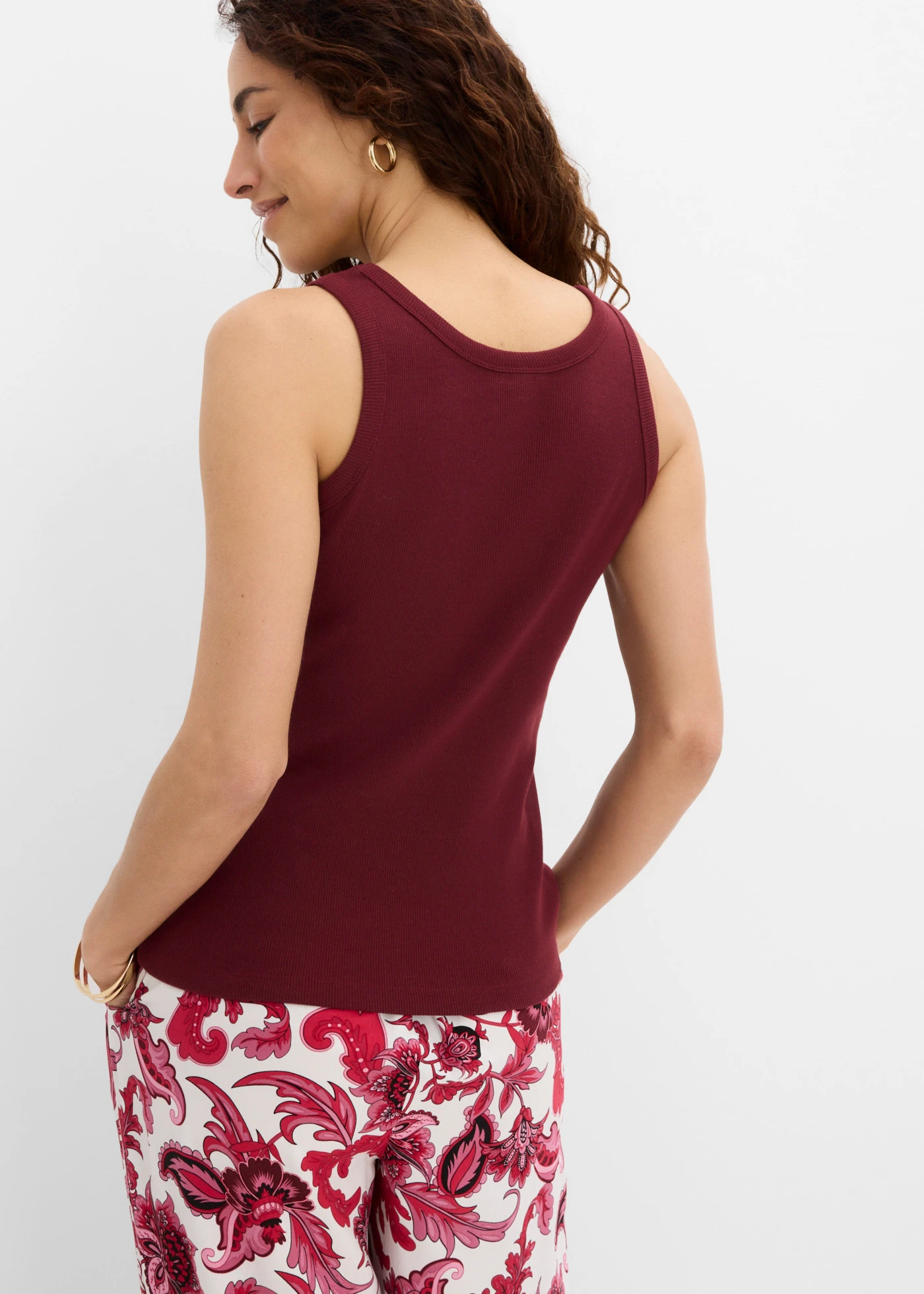Prążkowany tank top z bawełną organiczną (2 szt.) • czerwony klonowy+biel wełny • sklep bonprix